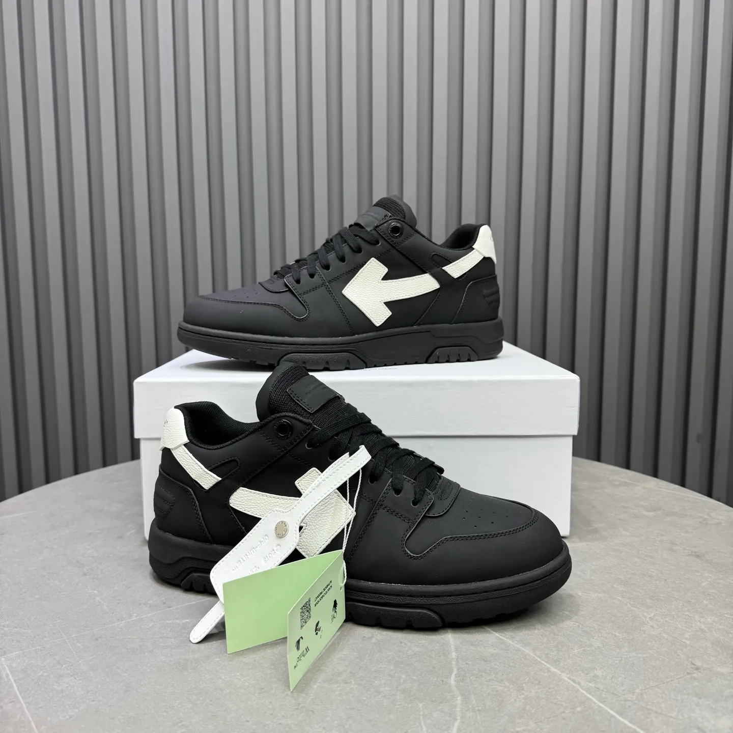 P620 OFF WHITE⚡️Couple model⚡️35-40 women’s model 39-46 men’s model